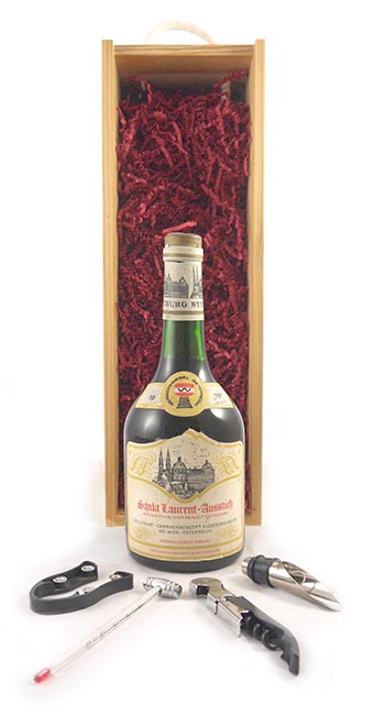 1976 Saint Laurent Ausstich 1976 Weingutesiegal (Red wine)